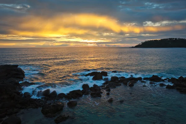 太平洋に沈む夕日。スリランカ ミリッサ — ストック写真