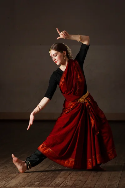 Esponente della danza di Bharat Natyam — Foto Stock