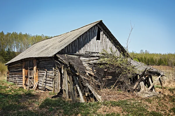 Ruined abandoned house — Stock Photo, Image
