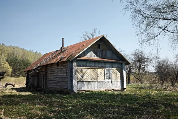 Заброшенный дом — стоковое фото