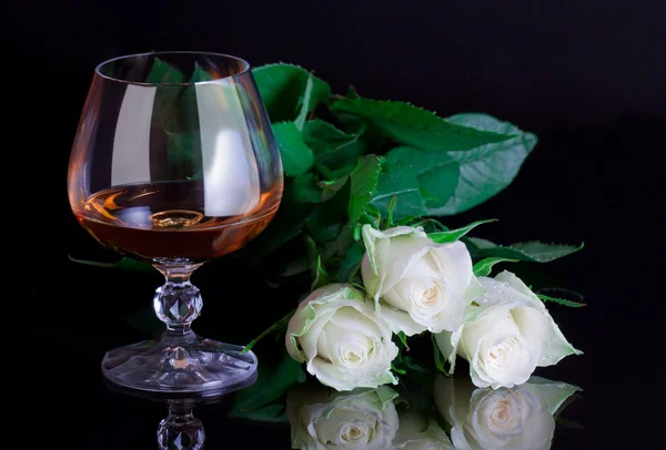 Víno a růže — Stock fotografie