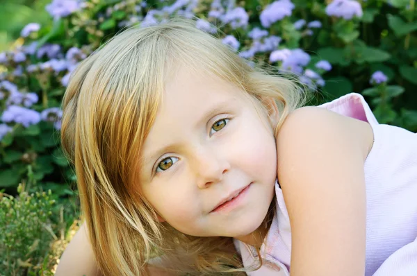 Five years old girl — Stock Photo, Image