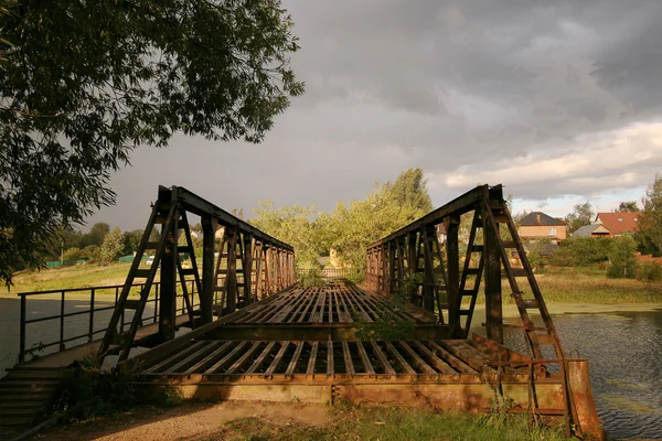 Vecchio ponte — Foto Stock