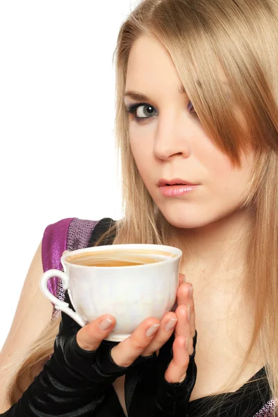 Attraente giovane bionda con una tazza di tè — Foto Stock
