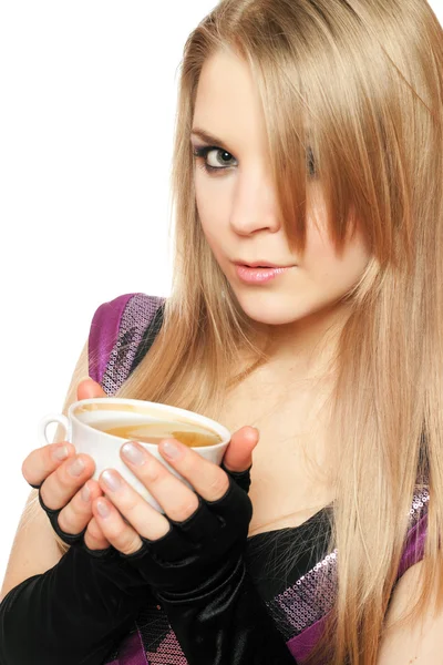 Krásná mladá blondýnka s šálkem — Stock fotografie