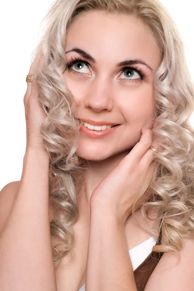 Detailní portrét usměvavá Mladá blondýnka. samostatný — Stock fotografie