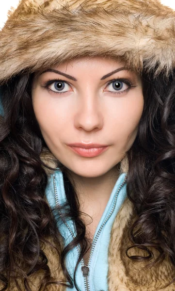 Zbliżenie portret młoda brunetka — Zdjęcie stockowe