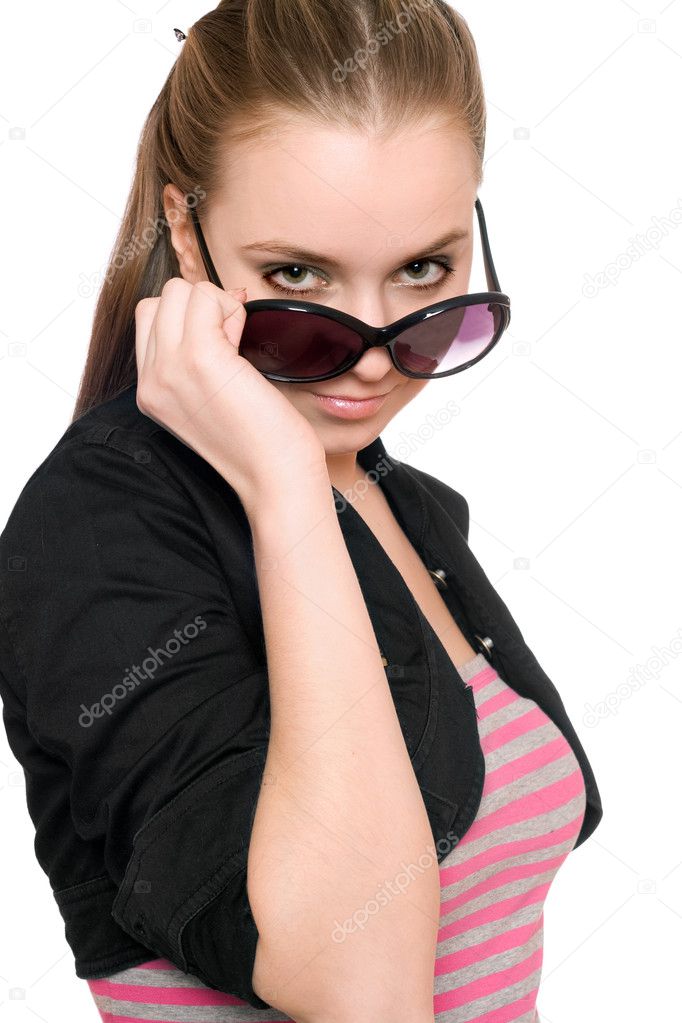 Portrait of pretty young woman in sunglasses