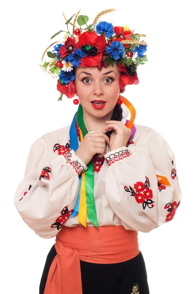 Verrast vrouw in de Oekraïense nationale kleren — Stockfoto