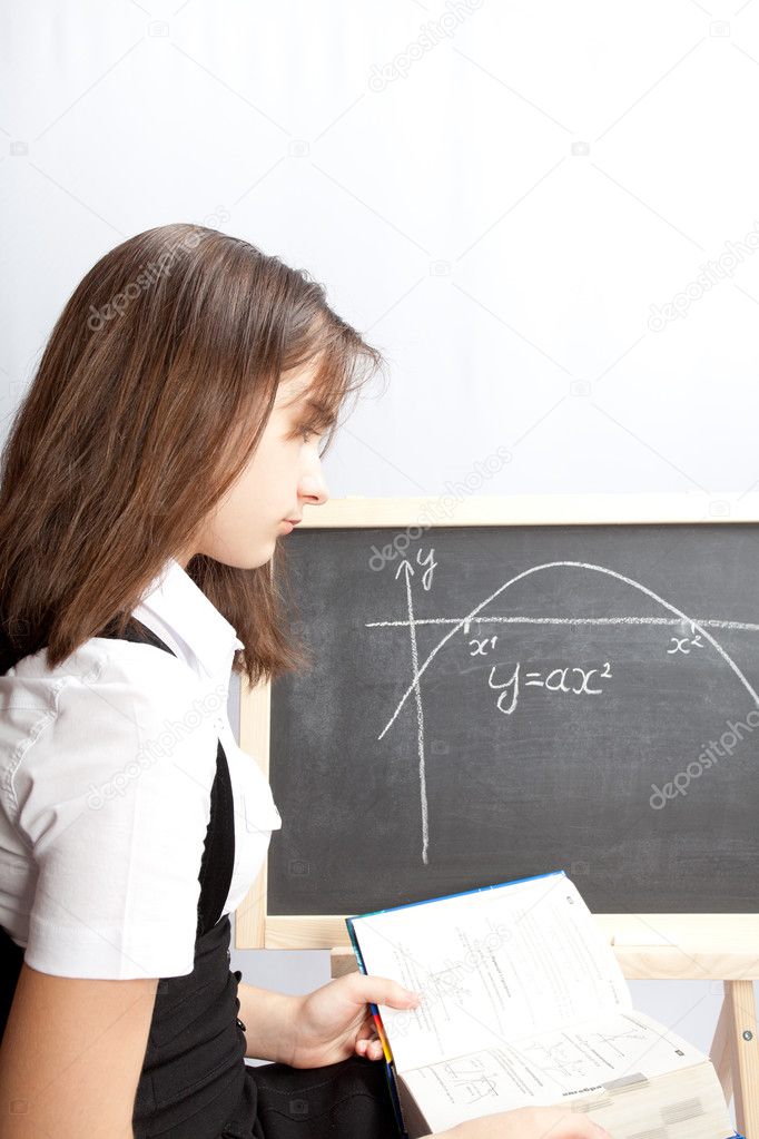 Schoolgirl, draws the schedule
