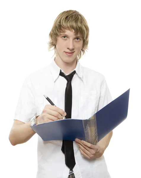 Ο νεαρός άνδρας κρατά ένα φάκελο και τη λαβή — Φωτογραφία Αρχείου