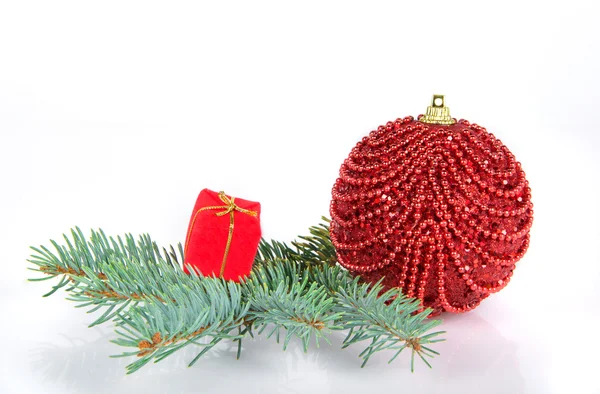 Decorazioni natalizie con abete rosso — Foto Stock