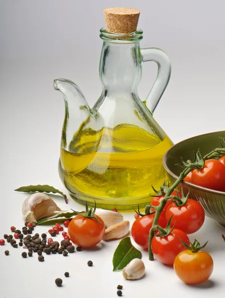 Olivolja och tomater — Stockfoto