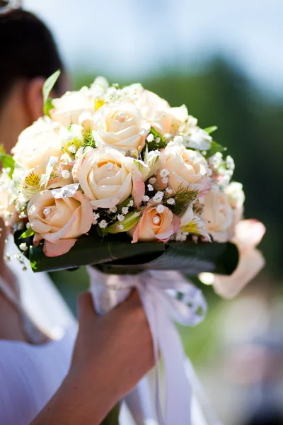Bruiloft perzik-kleurig boeket — Stockfoto