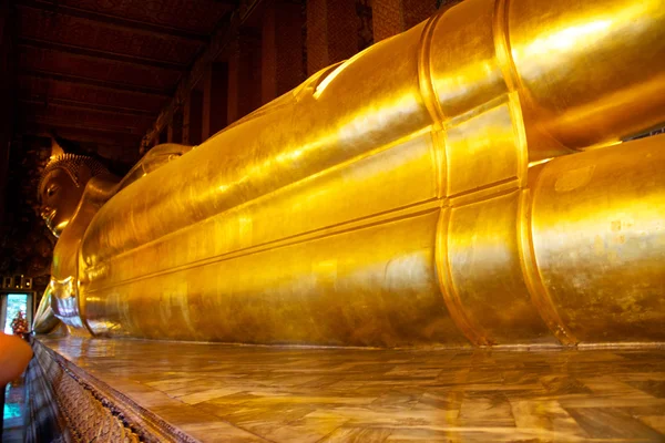 Yaslanan Buda, Wat Pho, Bangkok, Tayland — Stok fotoğraf