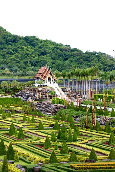 Nongnooch tropische botanische tuin, pattaya — Stockfoto