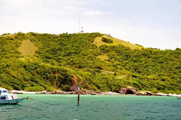 在泰国，亚洲的斯米兰群岛从美丽的蓝色大海 — 图库照片