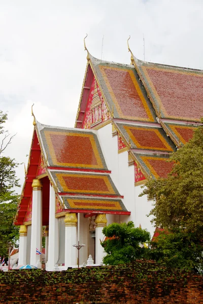 Kral Sarayı wat mongkolpraphitara yılında ayutthaya, Tayland — Stok fotoğraf
