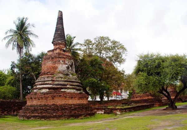 Пагода в храме Ват Чайваттанарам, Аюттхая, Таиланд — стоковое фото