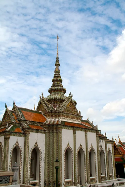 タイ、バンコクの壮大な宮殿の詳細 — ストック写真