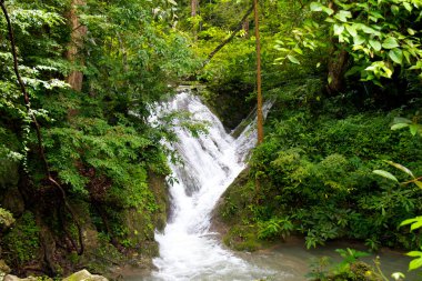 Erawan Şelalesi, Kanchanaburi, Tayland