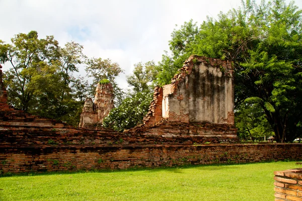 Pagoden vid wat chaiwattanaram tempel, ayutthaya, thailand — Stockfoto