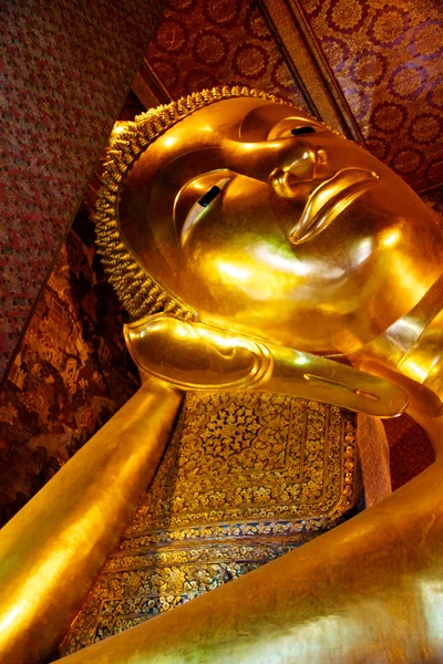 Reclinando Buda, Wat Pho, Bangkok, Tailândia — Fotografia de Stock