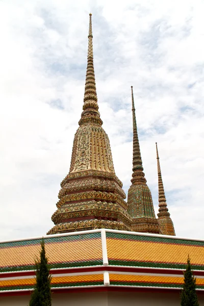 Thailand Bangkok Wat Arun temple detail — Stock Photo, Image