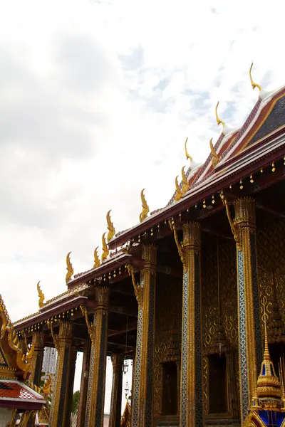 Деталь Grand Palace в Бангкоку, Таїланд — стокове фото