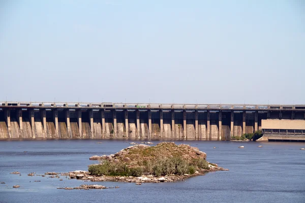 Hydroelectric power station. The river Dnepr. Zaporozhye. Ukrain — Stock Photo, Image