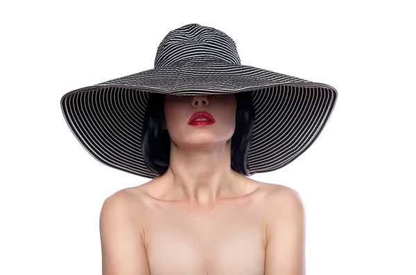 Γυναίκα σε ένα ευρύ χείλος καπέλο — Φωτογραφία Αρχείου