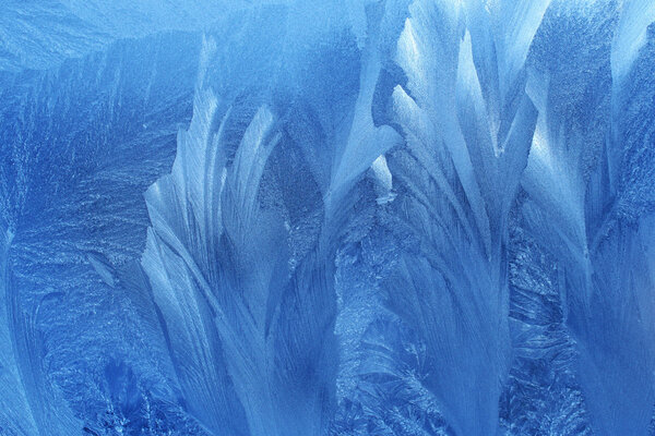Ice patterns on glass