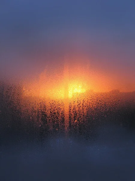 Naturligt vattendroppar och solljus — Stockfoto