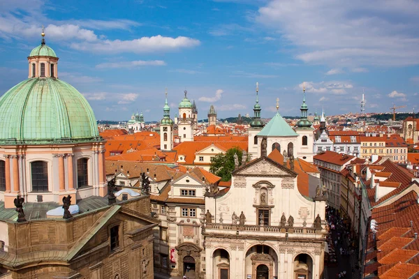 Городской пейзаж Праги — стоковое фото