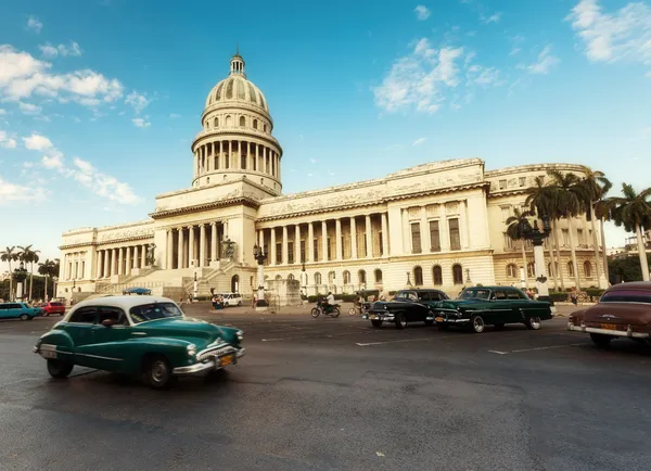 Havanna, Kuba - den 7 juni. kapital byggnad av Kuban, 7 2011. — Stockfoto