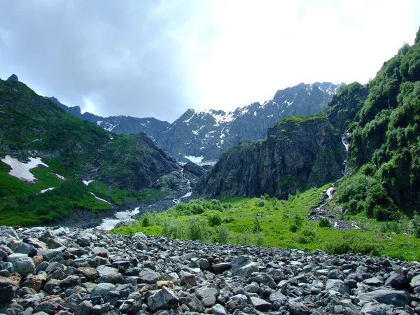 Kaukázusi hegyek — Stock Fotó