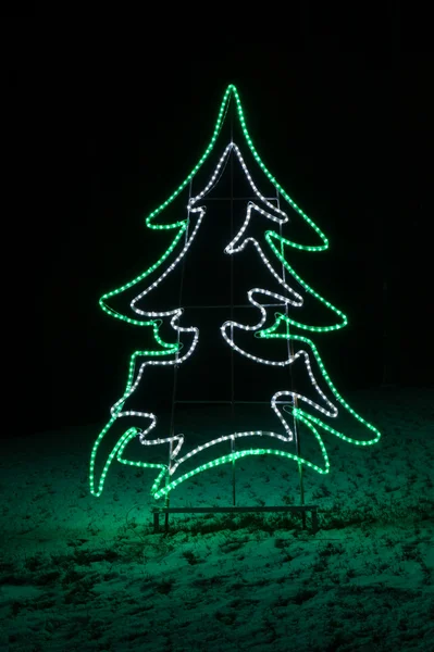 Árvore de Natal brilhante — Fotografia de Stock