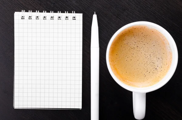 Kawa i notebooków — Zdjęcie stockowe