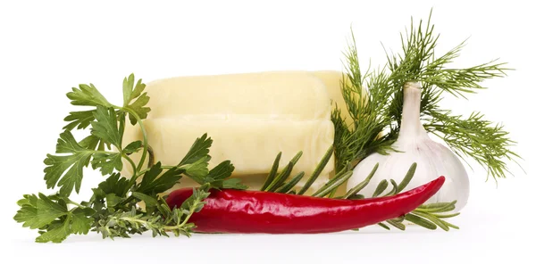 Käse und Petersilie, Dill, Thymian — Stockfoto