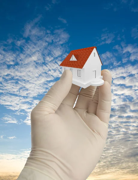 Home on the hand — Stock Photo, Image