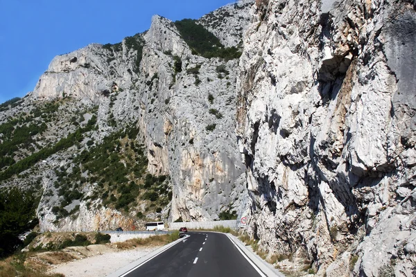 Mountain road in Croatia — Zdjęcie stockowe