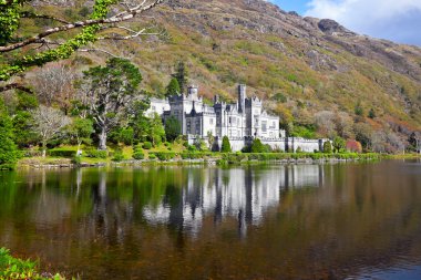 Kylemore Abbey and Castle clipart