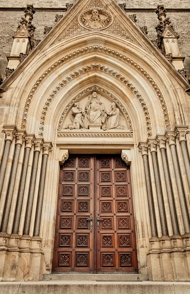 Главный портал собора — стоковое фото