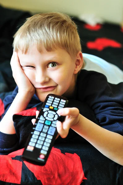 Boy watching tv — Stock Photo, Image