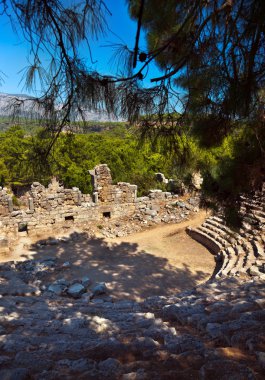 Türkiye 'nin Antalya kentinde eski amfitiyatro Phaselis