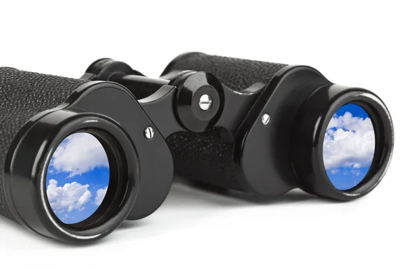 双筒望远镜和反射的天空 — 图库照片