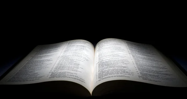 Biblia abierta —  Fotos de Stock