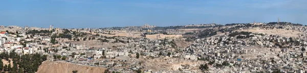 耶路撒冷与寺全景装载在中心 — 图库照片
