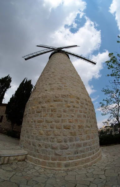 Vue Fisheye du moulin à vent Monteriore à Jérusalem — Photo