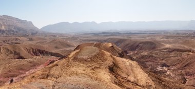 İsrail'in Negev Çölü'nde doğal çöl manzarası